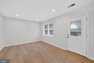 224 Moore Dr in Berryville, VA - Building Photo - Building Photo