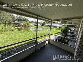 3153 Bloomingdale Villas Ct in Brandon, FL - Building Photo