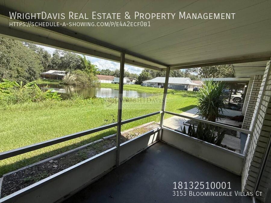 3153 Bloomingdale Villas Ct in Brandon, FL - Building Photo