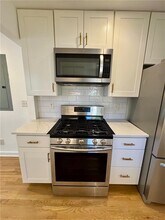 635 Valley Brook Rd in Scottdale, GA - Building Photo - Building Photo