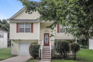 7014 Shenandoah Trail in Austell, GA - Building Photo
