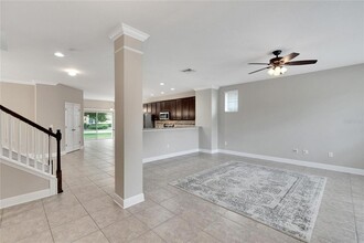 5320 Sagecrest Dr in Lithia, FL - Building Photo - Building Photo