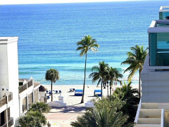 101 S Fort Lauderdale Beach Blvd, Unit 906 in Fort Lauderdale, FL - Foto de edificio - Building Photo