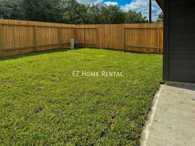 12210 Deep Stream Ln in Houston, TX - Building Photo - Building Photo