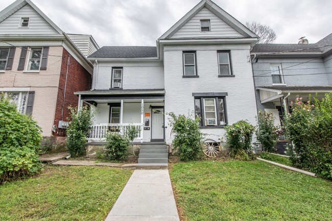 property at 1050 W Nesquehoning St