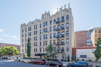1040 Carroll St in Brooklyn, NY - Building Photo - Building Photo
