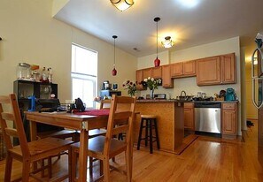 233 Boylston St, Unit 3 in Brookline, MA - Building Photo