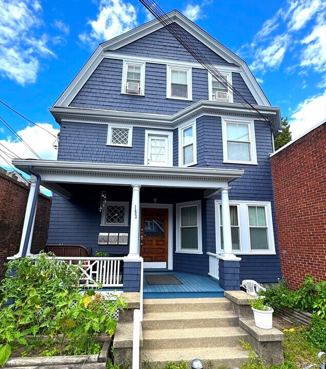 163 Belmont St in Belmont, MA - Building Photo