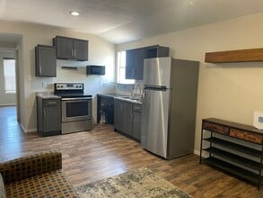 4319 N County Rd 1130 in Midland, TX - Building Photo - Building Photo