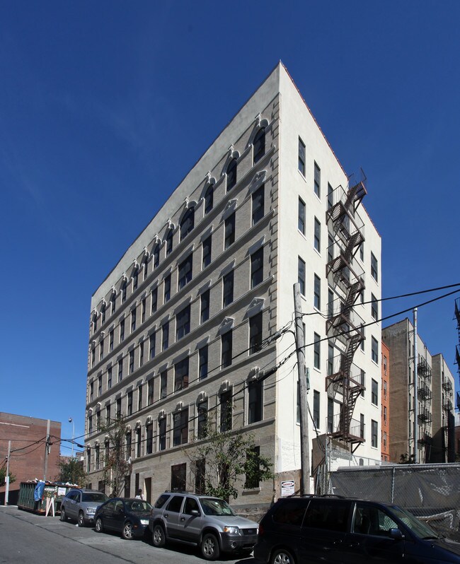 Brookhaven Apartments in Bronx, NY - Building Photo - Building Photo