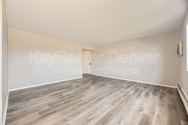 1280 Zephyr St in Lakewood, CO - Building Photo - Building Photo