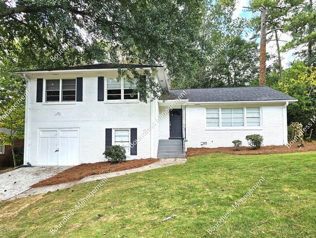 property at 2233 Leafmore Dr