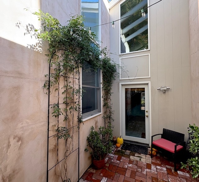 1948 S Holt Ave in Los Angeles, CA - Building Photo - Building Photo