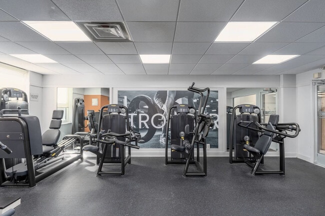 The Plaza Apartments in Jenkintown, PA - Building Photo - Building Photo