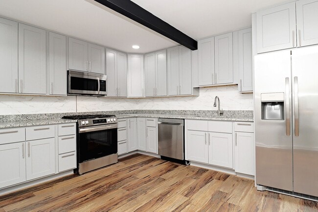 property at 909 Ridge St