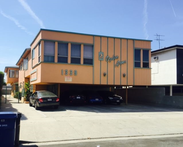 Ogden Arms in Los Angeles, CA - Foto de edificio