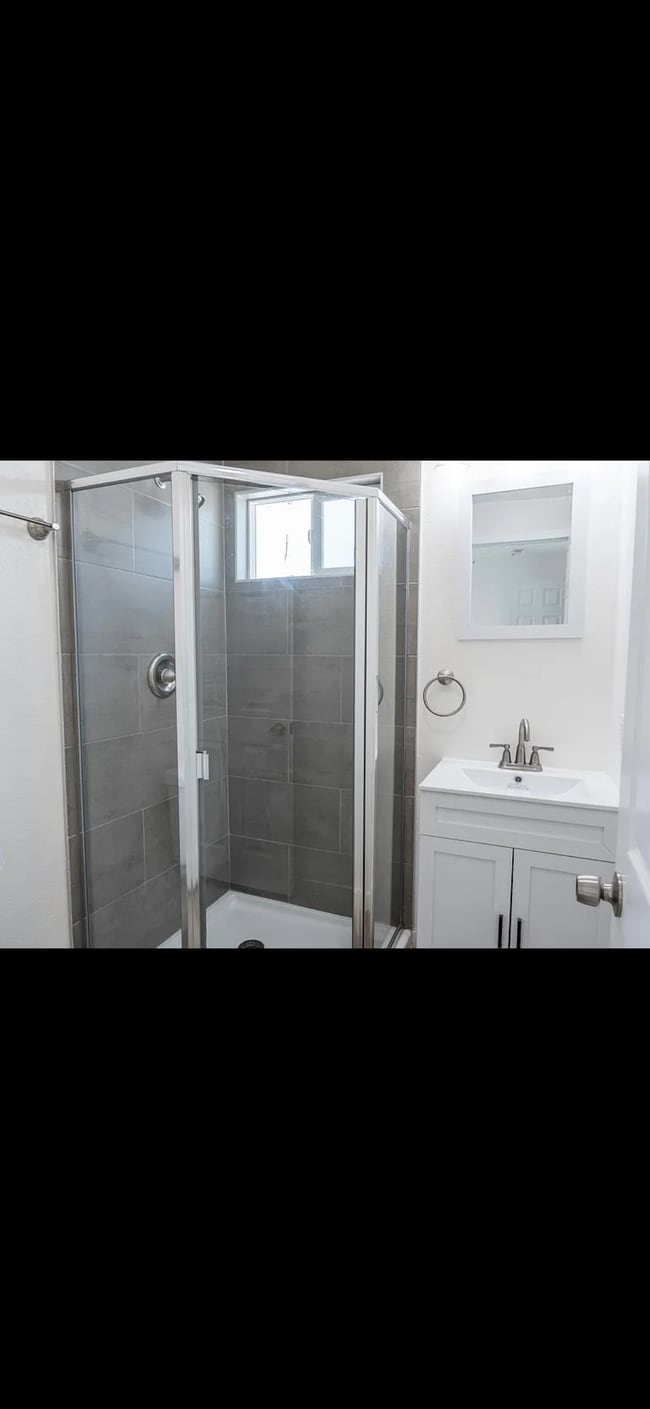 8921 Cottonwood Ave in Santee, CA - Building Photo - Building Photo