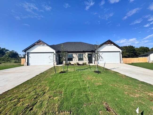 165 Windmill Wy