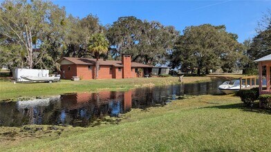 5309 Co Rd 114D in Wildwood, FL - Building Photo - Building Photo