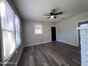 2953 Spencer St in Jacksonville, FL - Building Photo - Building Photo