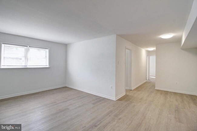 10 E 16th St in Frederick, MD - Building Photo - Building Photo