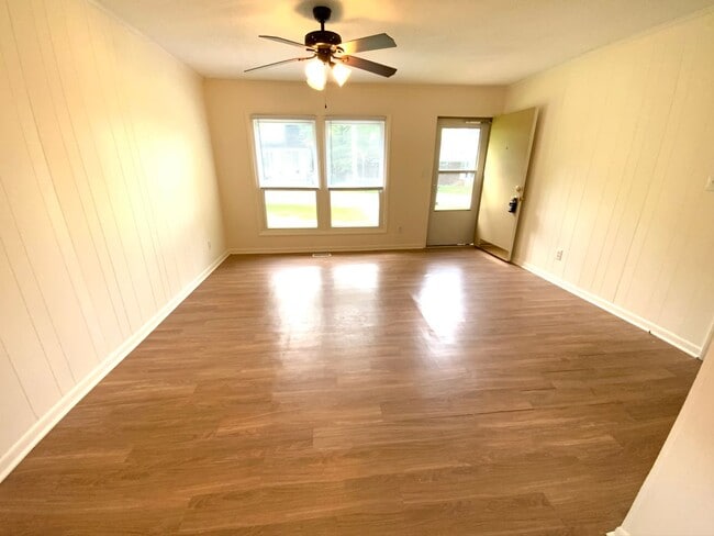 606 Nunn St in Chapel Hill, NC - Building Photo - Building Photo