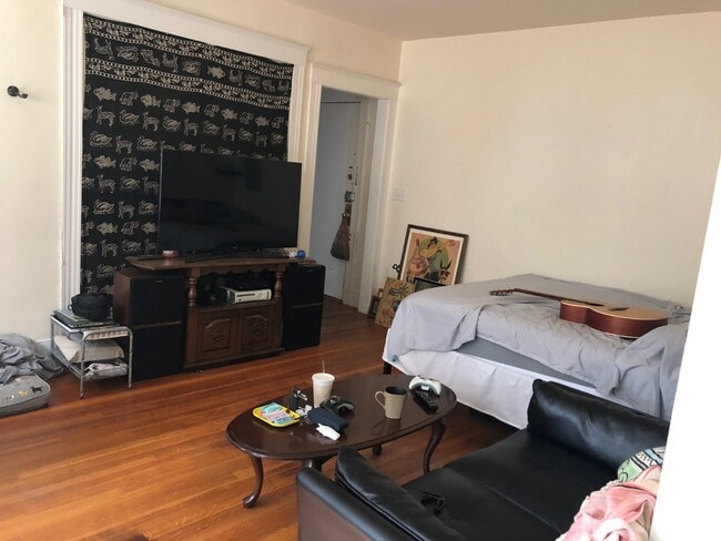 1615 Commonwealth Ave, Unit 5