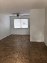 2444 Polk St in Hollywood, FL - Building Photo - Building Photo