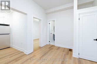 627 Crawford St in Toronto, ON - Building Photo - Building Photo