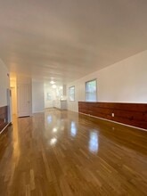 11923-27 Venice Blvd in Los Angeles, CA - Building Photo - Interior Photo