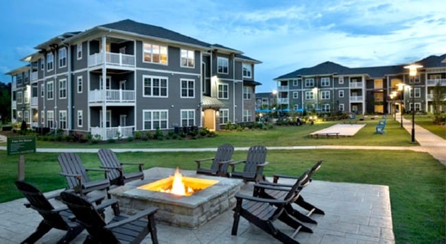 Abberly Market Point Apartment Homes in Greenville, SC - Foto de edificio - Building Photo
