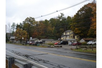 148 Route 181 in Lake Hopatcong, NJ - Building Photo - Building Photo