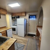 6213 Frederick Rd in Catonsville, MD - Building Photo