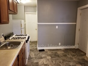 650 Oakdale St SE in Grand Rapids, MI - Building Photo - Building Photo