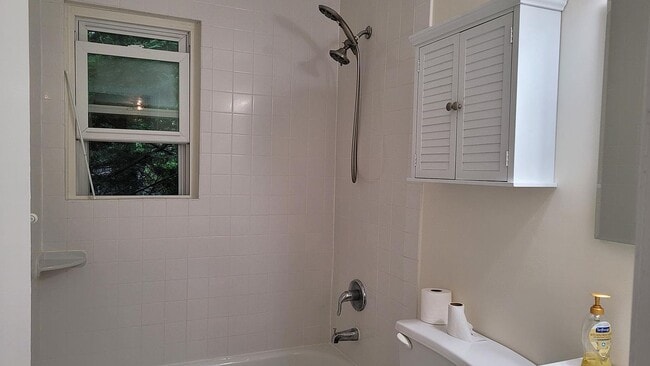 52 Shady Ln in Huntington, NY - Building Photo - Building Photo