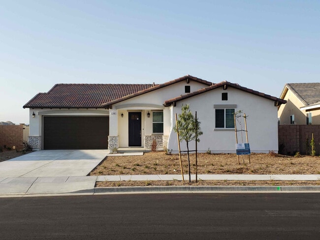 5748 Arrowstone Ln