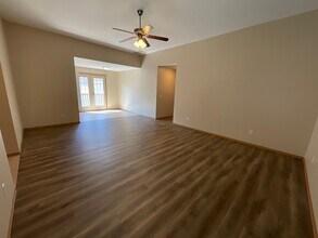 3839 S Jonathan Ave in Springfield, MO - Building Photo - Building Photo