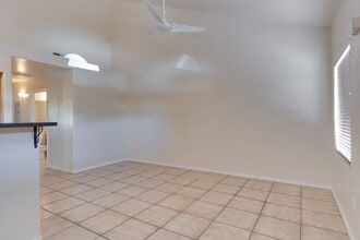 Bella Rosa Apartments in Mesa, AZ - Foto de edificio - Interior Photo