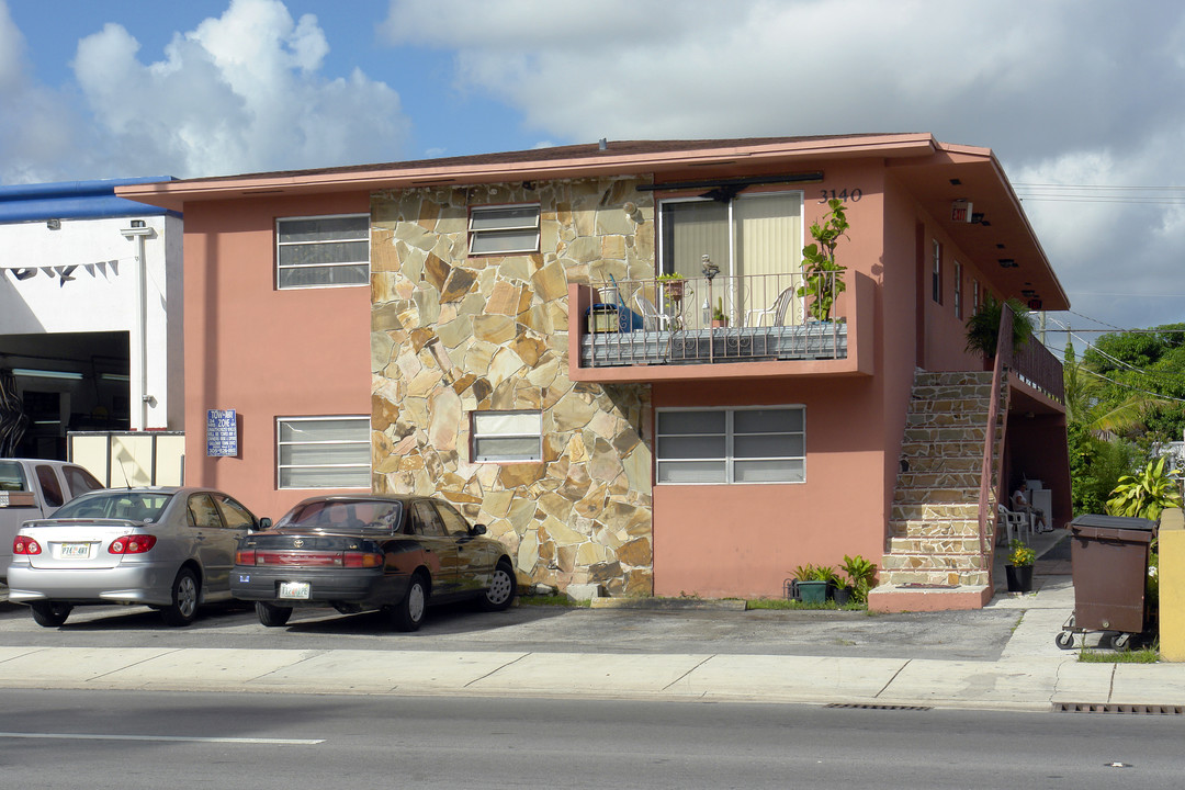 3140 Palm Ave in Hialeah, FL - Building Photo