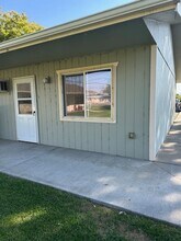 4413 Circle Pl NE in Moses Lake, WA - Building Photo - Building Photo