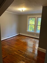 2 North St, Unit #2 in Fairfield, ME - Building Photo - Building Photo