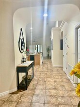 348 Lake Davenport Cir in Davenport, FL - Building Photo - Building Photo