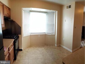 8091 Community Dr in Manassas, VA - Building Photo