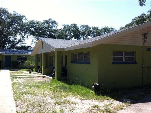 property at 102 Chicago Ave SE