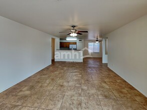 13011 W Mandalay Ln, Unit 2-0323 in El Mirage, AZ - Building Photo - Building Photo