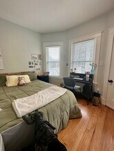 99 Kilsyth Rd, Unit 3 in Boston, MA - Foto de edificio - Building Photo