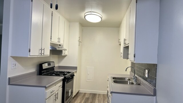 8834 Topanga Canyon Blvd-Unit -26 in Los Angeles, CA - Building Photo