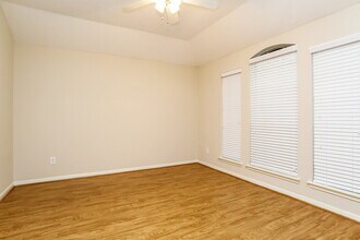 18714 Timber Spring Dr in Humble, TX - Building Photo - Building Photo