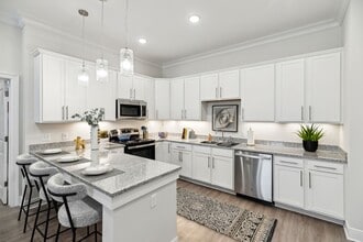 Alluvia Apartments in Kenner, LA - Foto de edificio - Building Photo