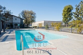 4701 Beechwood St in Bakersfield, CA - Building Photo - Building Photo